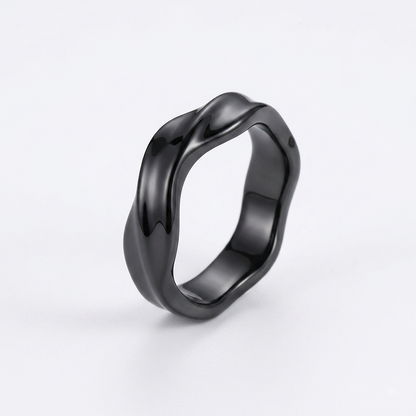 Möbius Ring